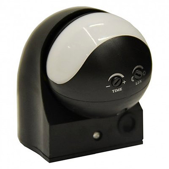 картинка Датчик движения ИЭК ДД 010, максимальная нагрузка 1100 Вт, угол 180 градусов, дальность 10 м, IP44, черный от магазина Экономстрой