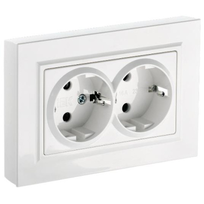 Розетка двойная с заземлением BRITE IEK, белая, BR-R21-16-K01-F купить в отделе магазина Экономстрой