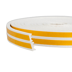 Уплотнитель самоклеящийся PROconnect, белый, Е-профиль 9х4 мм, для зазоров 1-3 мм, упаковка по 6 м