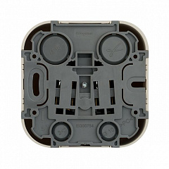 Розетка 2К+З с заземлением без шторок слоновая кость QUTEO