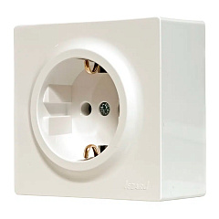 Розетка 1- местная с заземлением Lezard Leto, белый