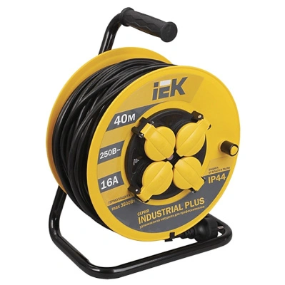 Катушка УК40 с термозащитой 4 гнезда 2Р+PЕ/40м 3х1,5 мм2 IP44 "Industrial plus" ИЭК купить в отделе магазина Экономстрой