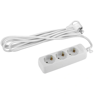 Удлинитель бытовой с заземлением Эра, Greenline, 3 гнезда, ПВС 3x1, 16A/3500Вт, 3 м