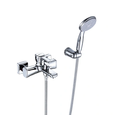 Смеситель для ванны Lemark Evitta LM0514C с коротким изливом, однорычажный