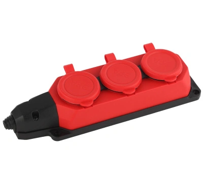 Розетка трёхместная красная с защитными крышками IP44 купить в отделе магазина Экономстрой