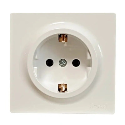 Розетка 1- местная с заземлением Lezard Leto, белая купить в отделе магазина Экономстрой